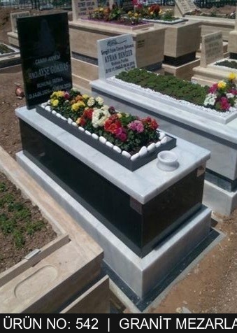 Granit Mezarlarımız
